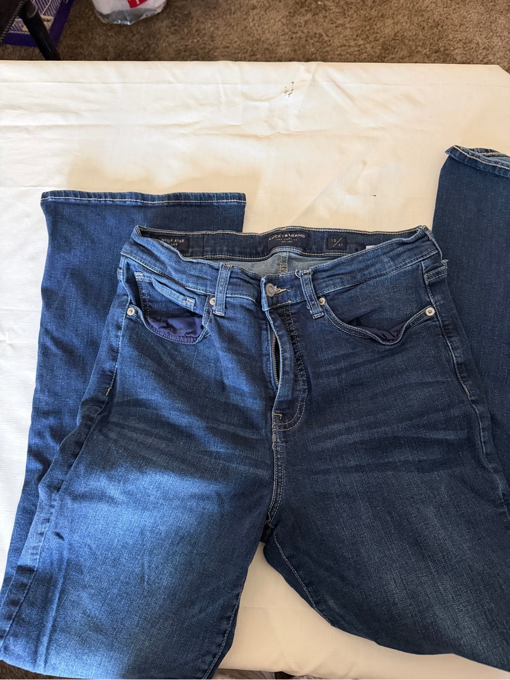 Lucky Brand Women's Bootcut Stretch Jeans in Dark Blue